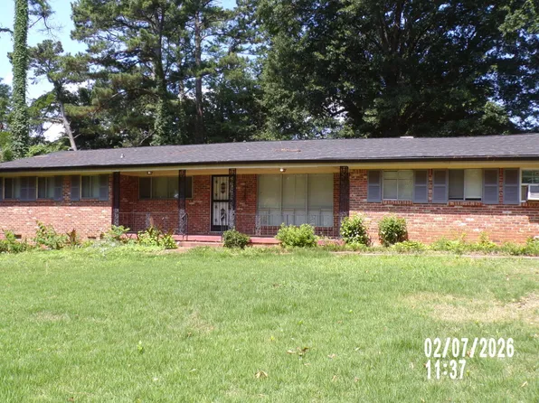 2705 Neptune Pl, Decatur, GA 30034