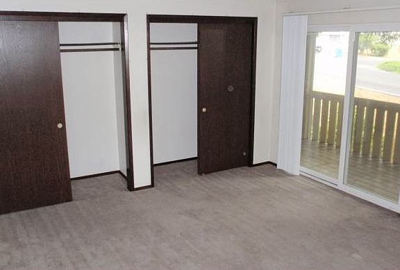 3rd image of 403 43rd Ave SW #A-b