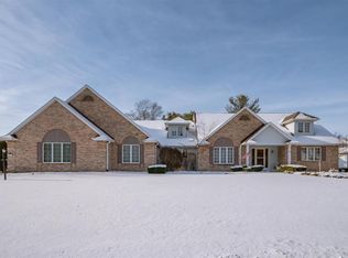 52209 Filbert Rd, Granger, IN 46530