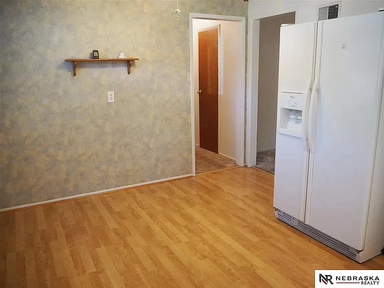 4167 S 61st Ave — Photo 5
