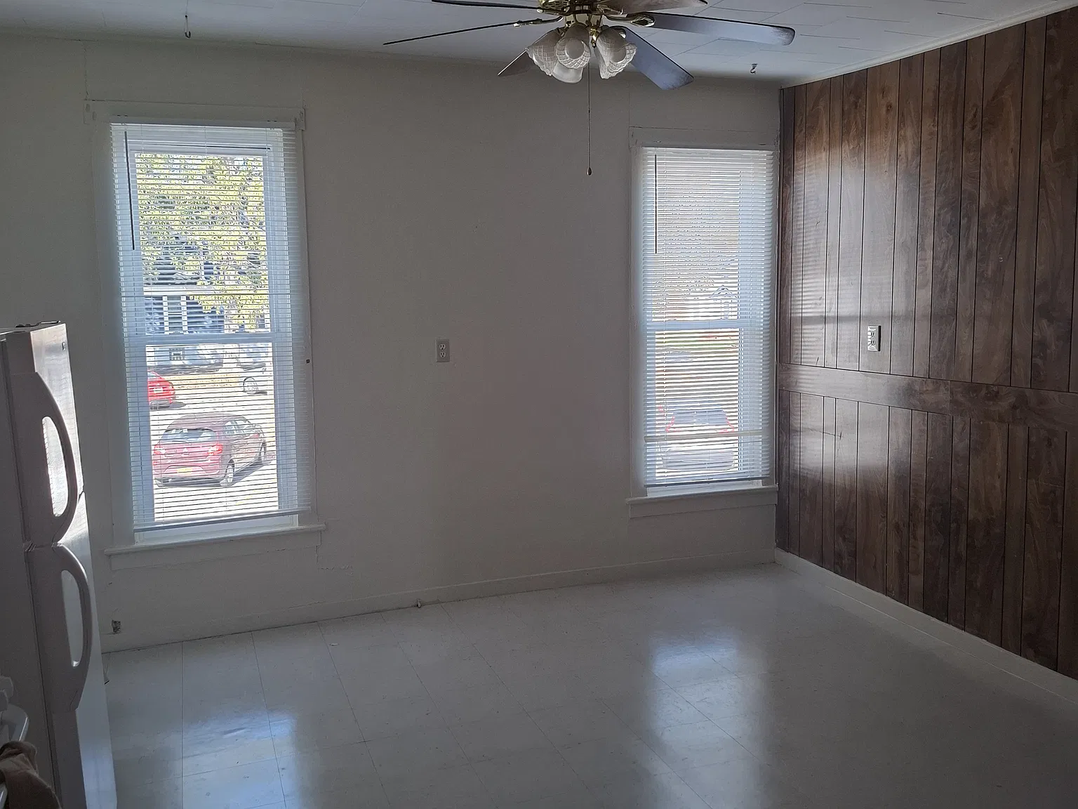 2 bed, 1350 sqft, $1,300 — Photo 4