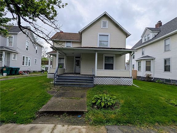 4th image of 225 W Ohio Ave