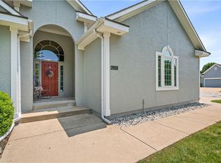 7205 N Spruce Ave, Kansas City, MO 64119