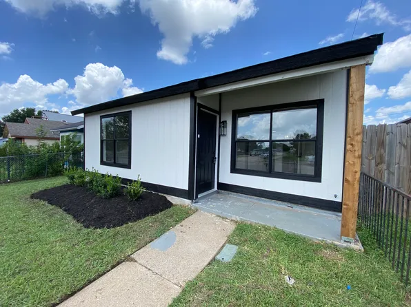 10355 Limestone Dr, Dallas, TX 75217