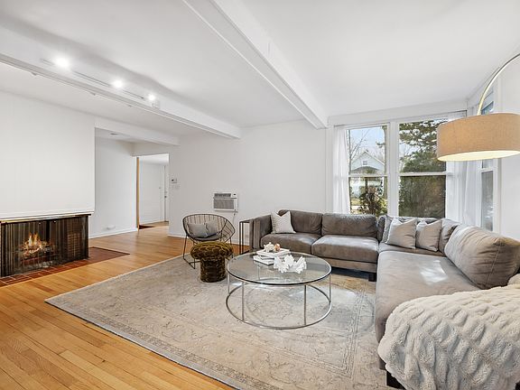 4th image of 611 Roger Ave