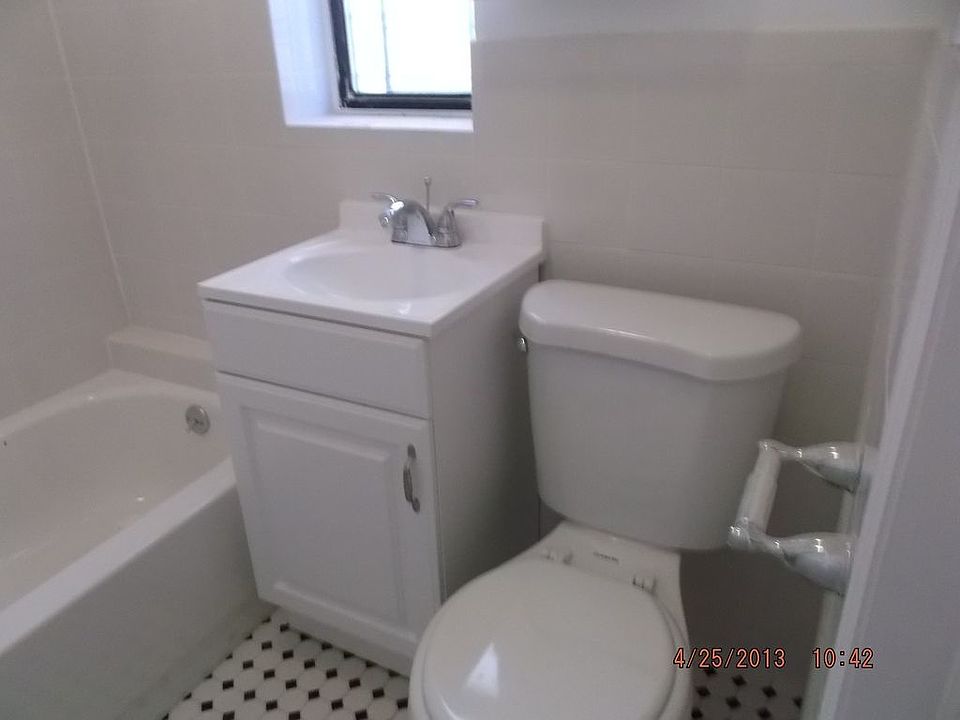 2nd image of 1184 New York Ave #4