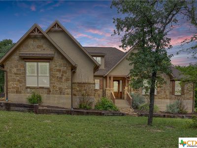 335 Crockett Ln, Luling, TX, 78648