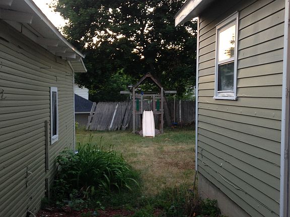 4th image of 1022 Greenwood Ave