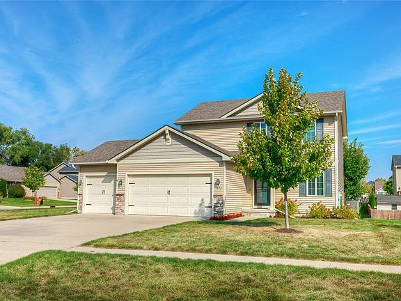 2nd image of 5853 Pine Ct