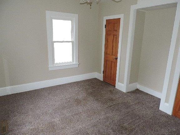 2nd image of 3236 Thomas Ave N