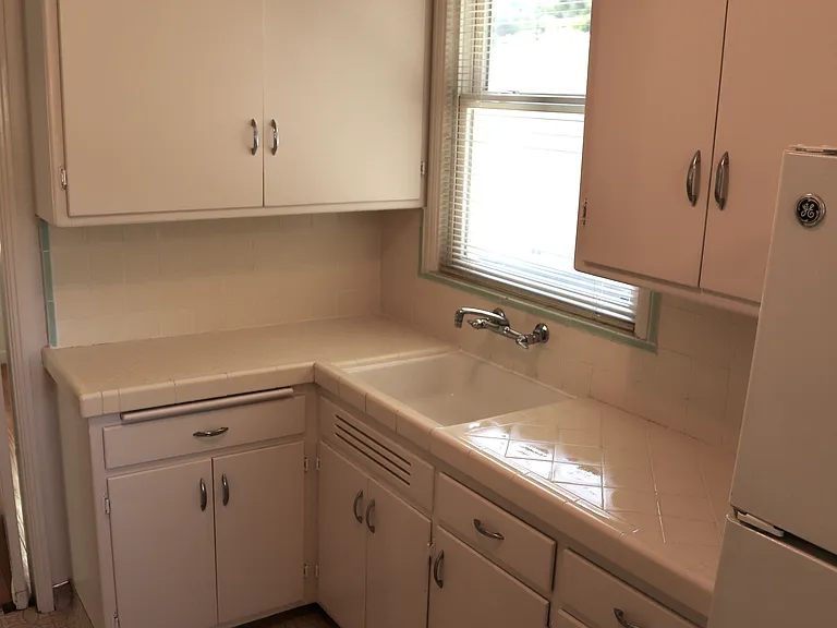 3729 Mosswood Dr — Photo 15
