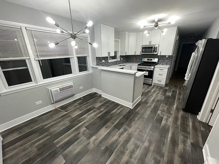 6825 W Leland Ave #3 — Photo 2