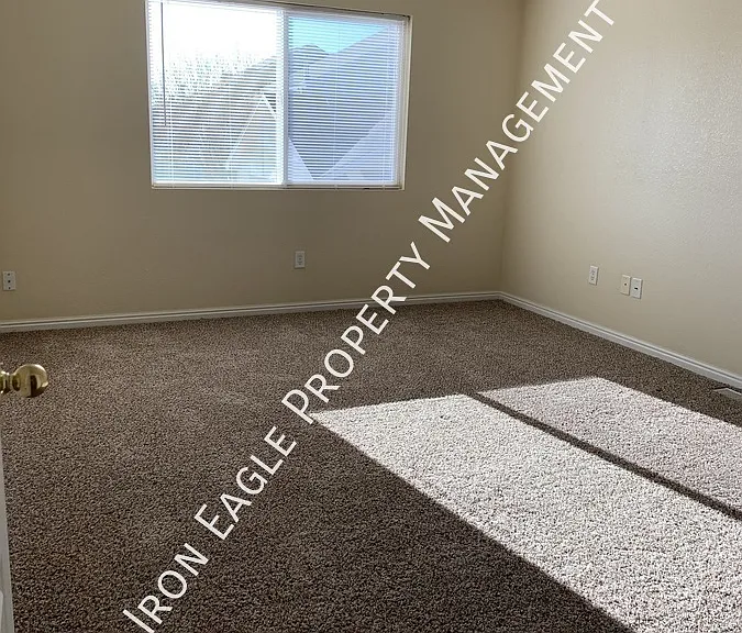 5908 W Port Ln #101 — Photo 9