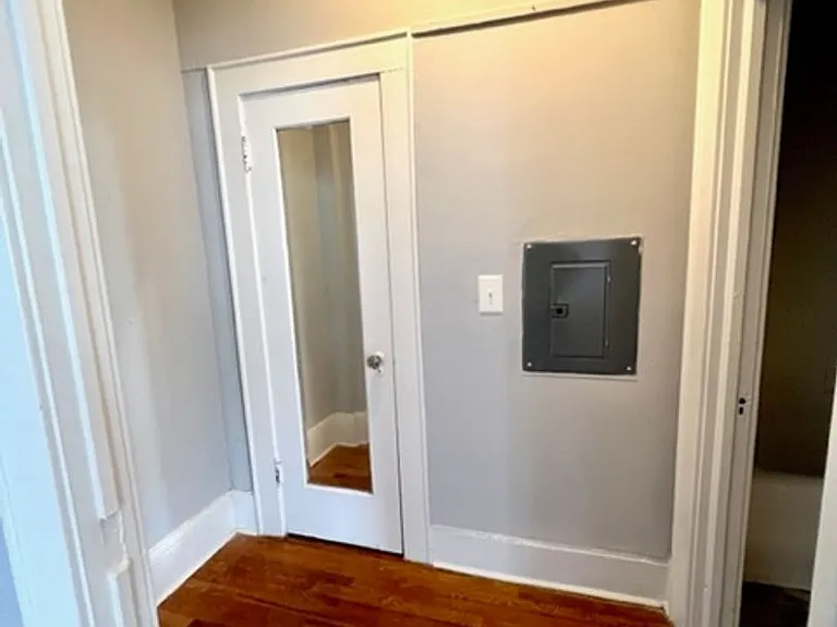 St. Luke's Place Apartment Homes — Photo 11
