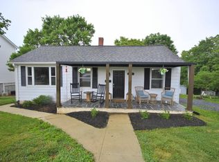 1021 Piedmont St, Bedford, VA 24523
