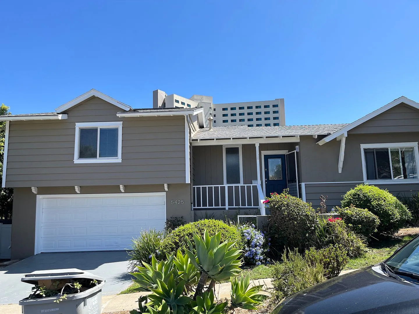 Split-Level 3 Bed Home with Solar in College View Estates, Near SDSU — Photo 2
