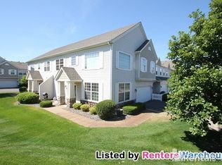 1878 Bluestem Ln #64, Shoreview, MN 55126
