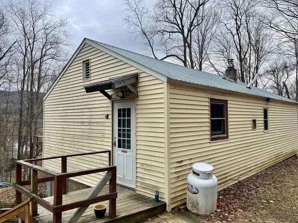 33 Upper Vine Street, Northfield, VT 05663