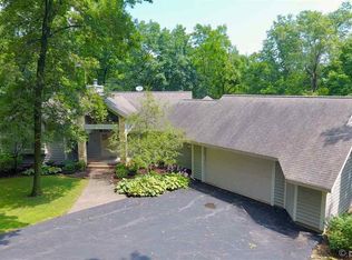 4 Sylvan Ct, Galena, IL 61036