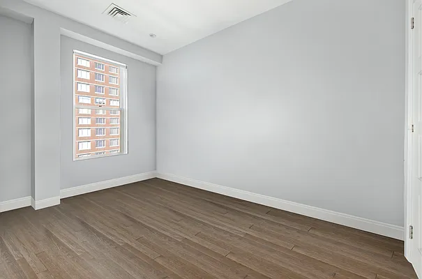 Rented by Compass | media 31