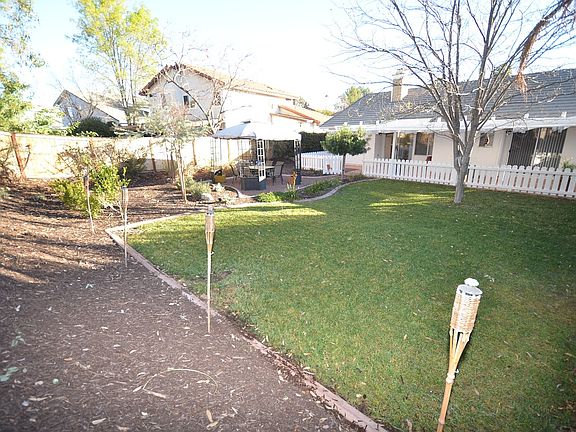 3rd image of 25475 Birchtree Dr