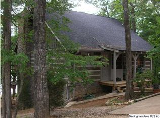 542 S Lakeshore Dr, Talladega, AL 35160
