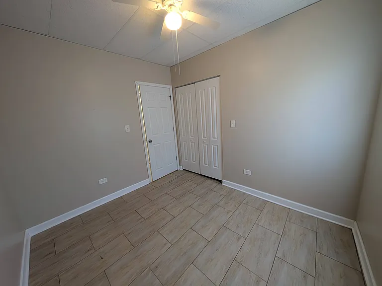 817 N 23rd Ave #5 — Photo 4