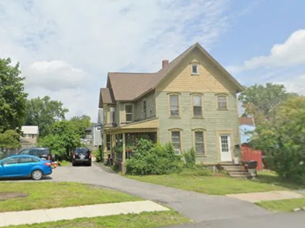 4 James St APT 2, Gloversville, NY 12078
