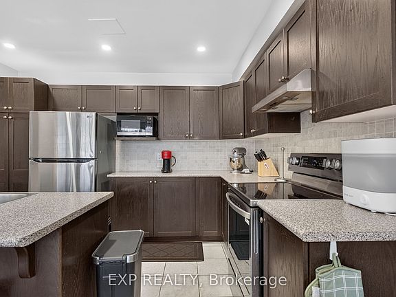 5th image of 79 Selhurst Ave