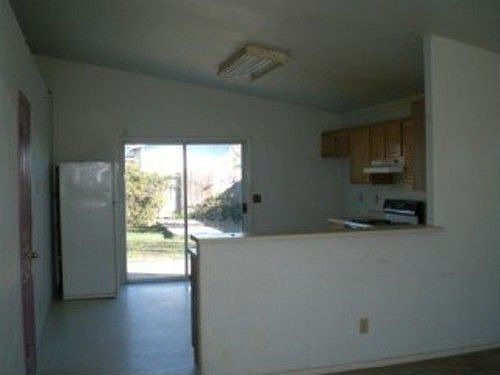 2nd image of 10861 Axtell St