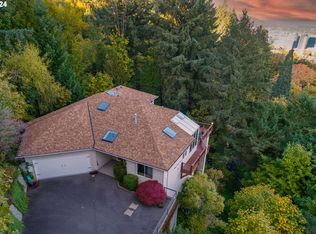 5543 SW Edgemont Pl, Portland, OR 97239