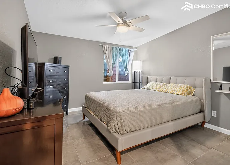 Furnished Rental in Anaheim, CA
