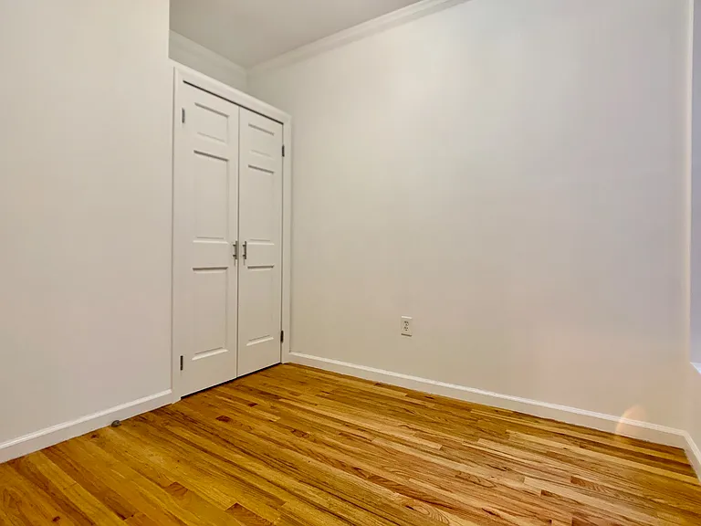 299 E 8th St #1 — Photo 7