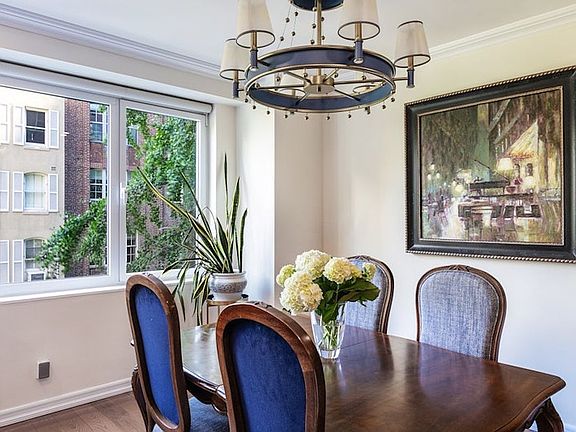 3rd image of 12 Beekman Pl Unit 3/4B