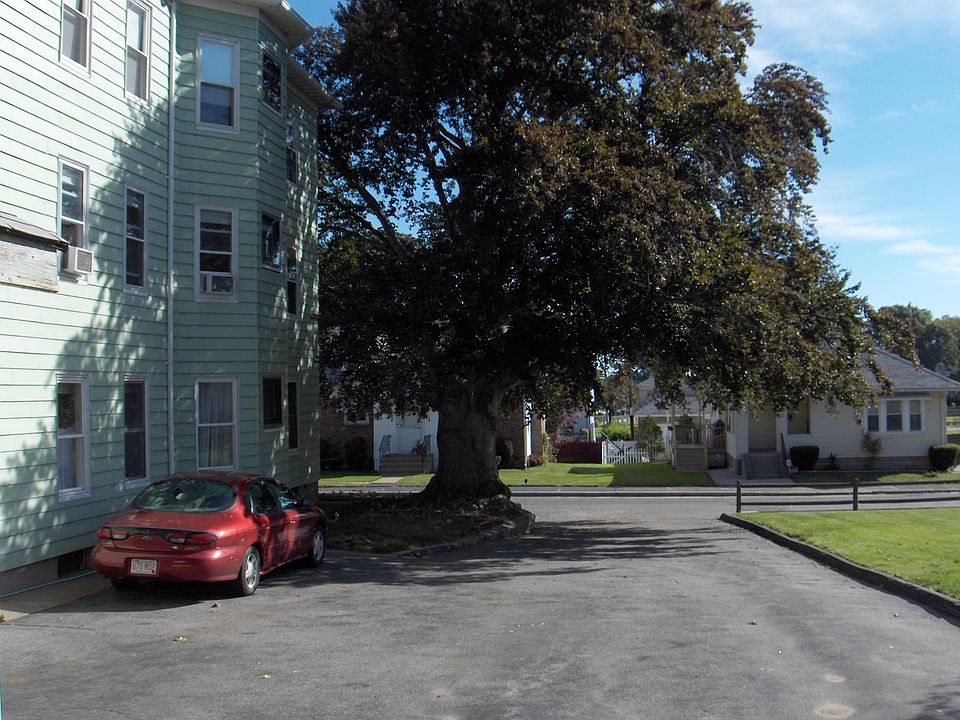 12 Cameron St.