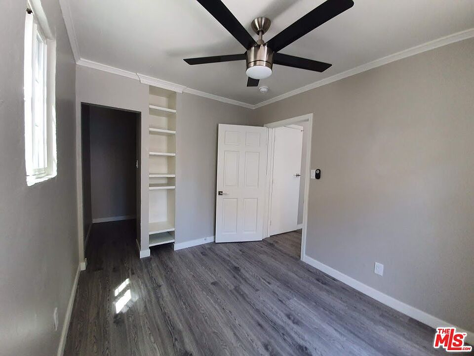 1st image of 810 W 42nd Pl #A