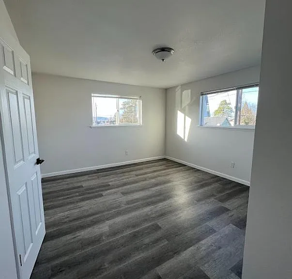 902 E Division St #902 — Photo 12