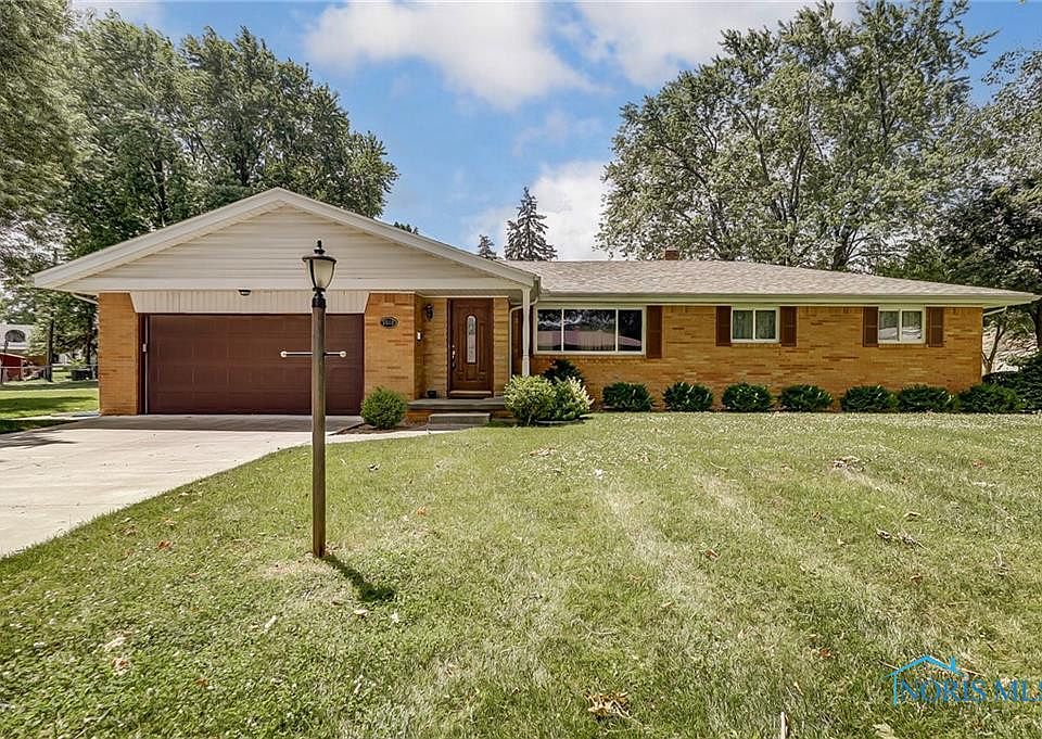 1st image of 5956 Holly Glenn Dr