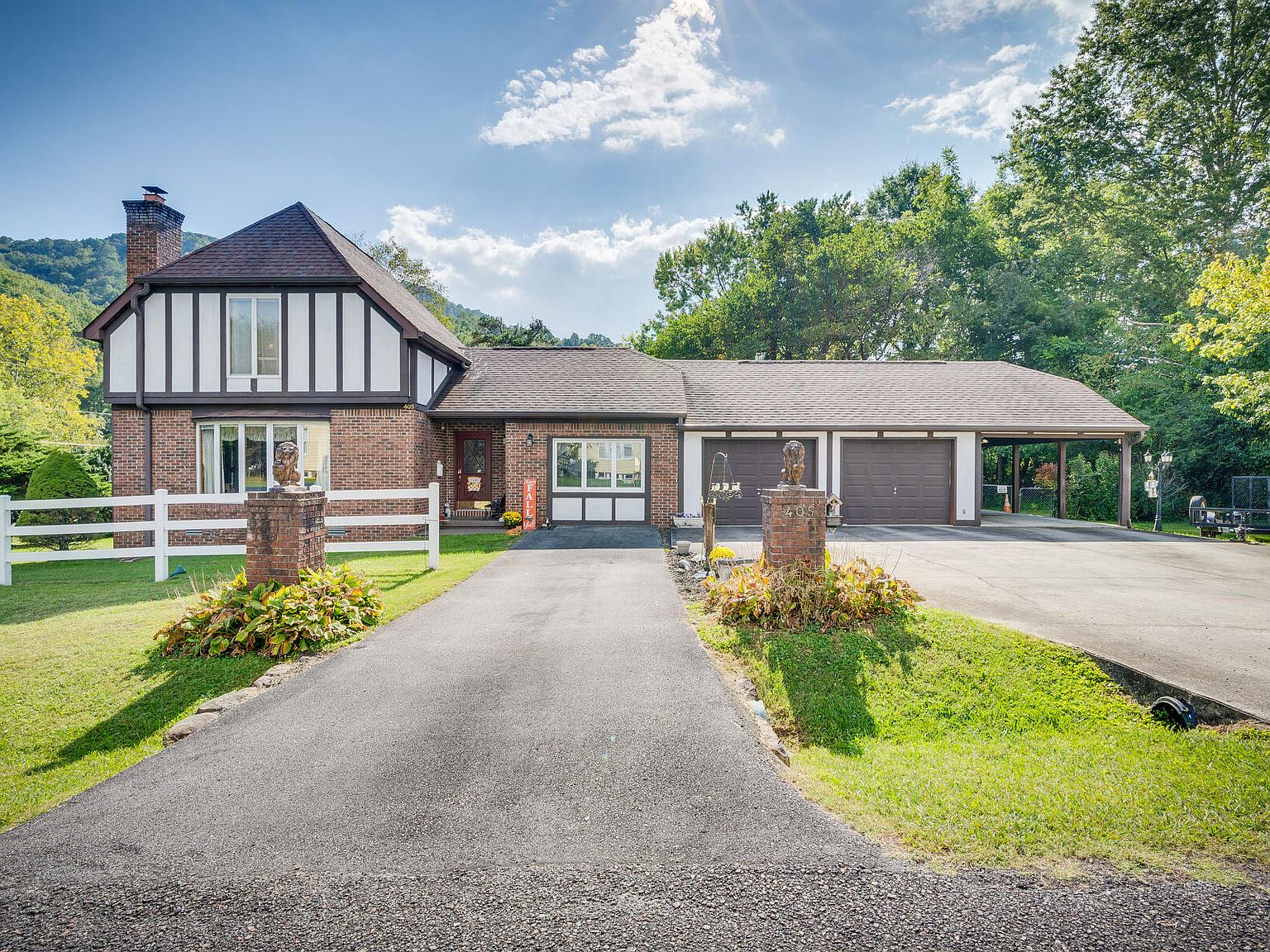 405 Wyandotte Ave W, Big Stone Gap, VA 24219 MLS 9957339 Zillow