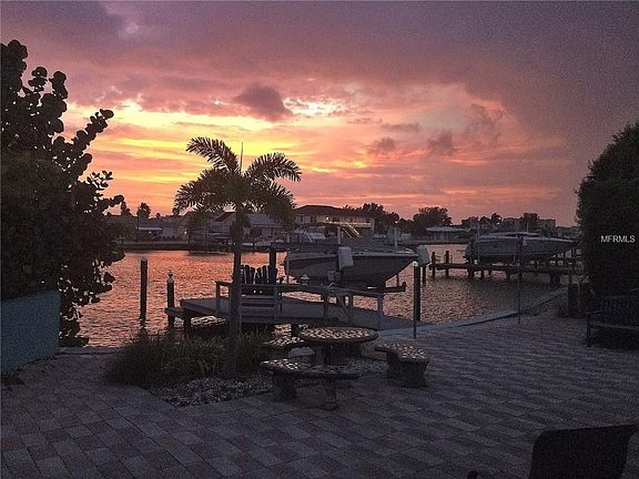 2nd image of 8010 Gulf Blvd