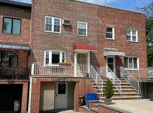 6104 67th St, Middle Village, NY 11379