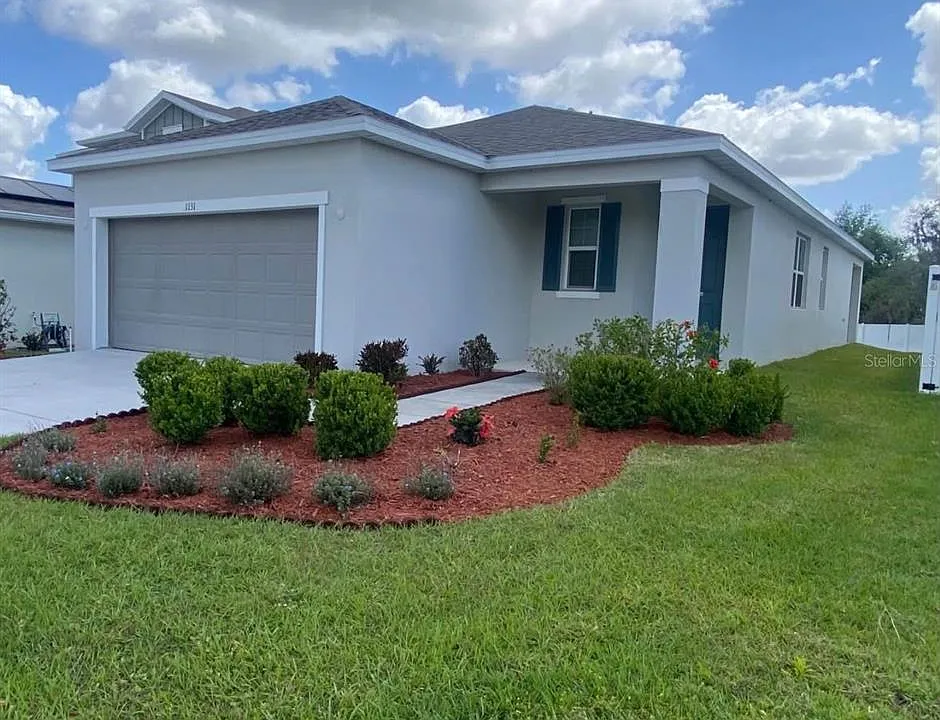 1131 Forest Gate Cir