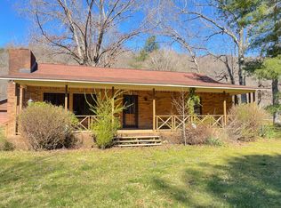 3261 Fiery Gizzard Rd, South pittsburg, TN 37380