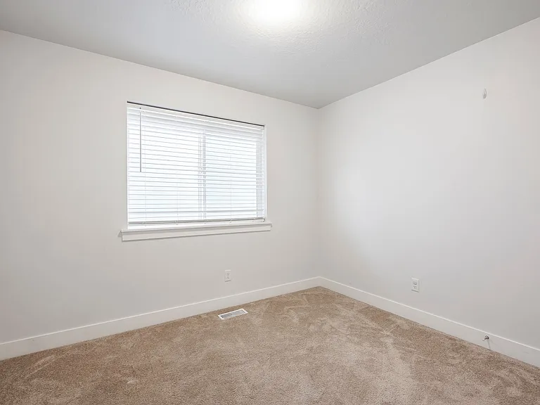 1483 W Stone Gate Dr — Photo 12