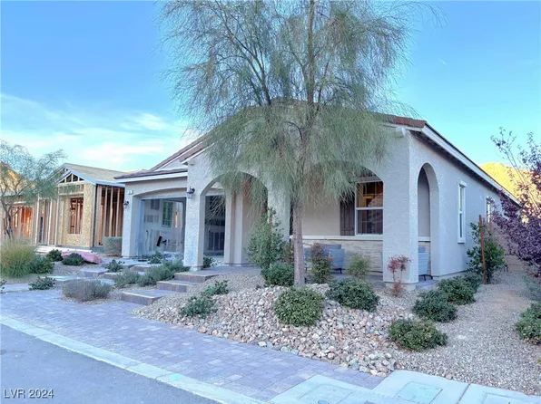 36 Honeymoon Dr, Henderson, NV 89011