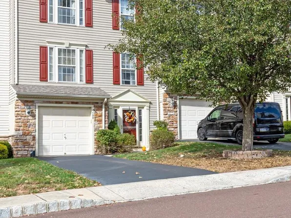103 Brookview Ln, Pottstown, PA 19464