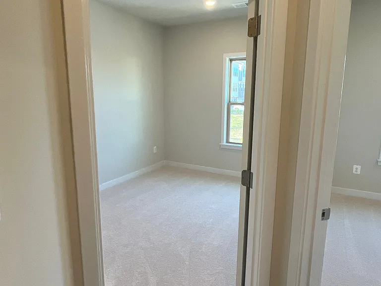 10142 Lake Linganore Blvd — Photo 6