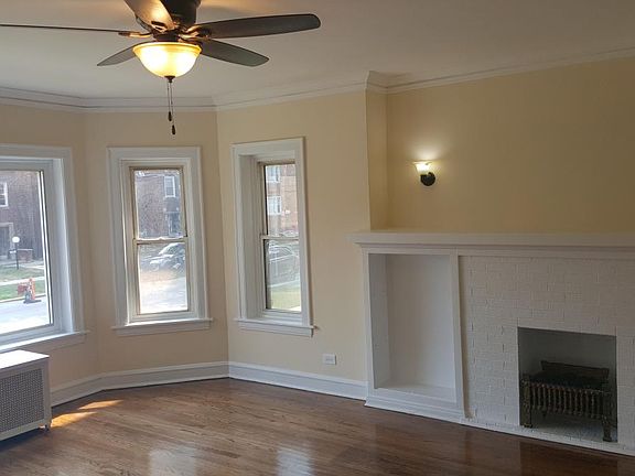 4th image of 7924 S Eberhart Ave #1