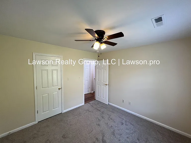 7th St 306-8 — Photo 22