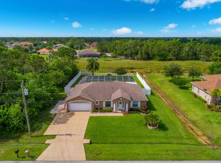 5696 NW Whitecap Rd, Port Saint Lucie, FL 34986
